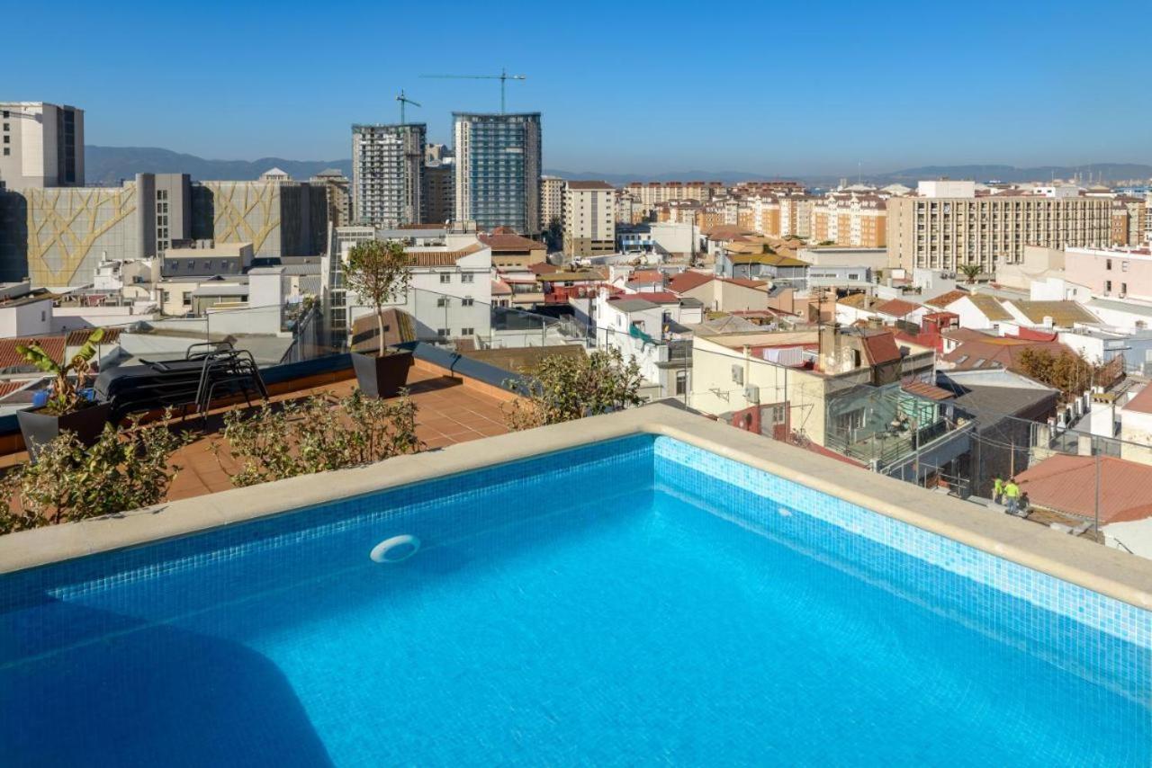 Gibraltar Central Suites Esterno foto