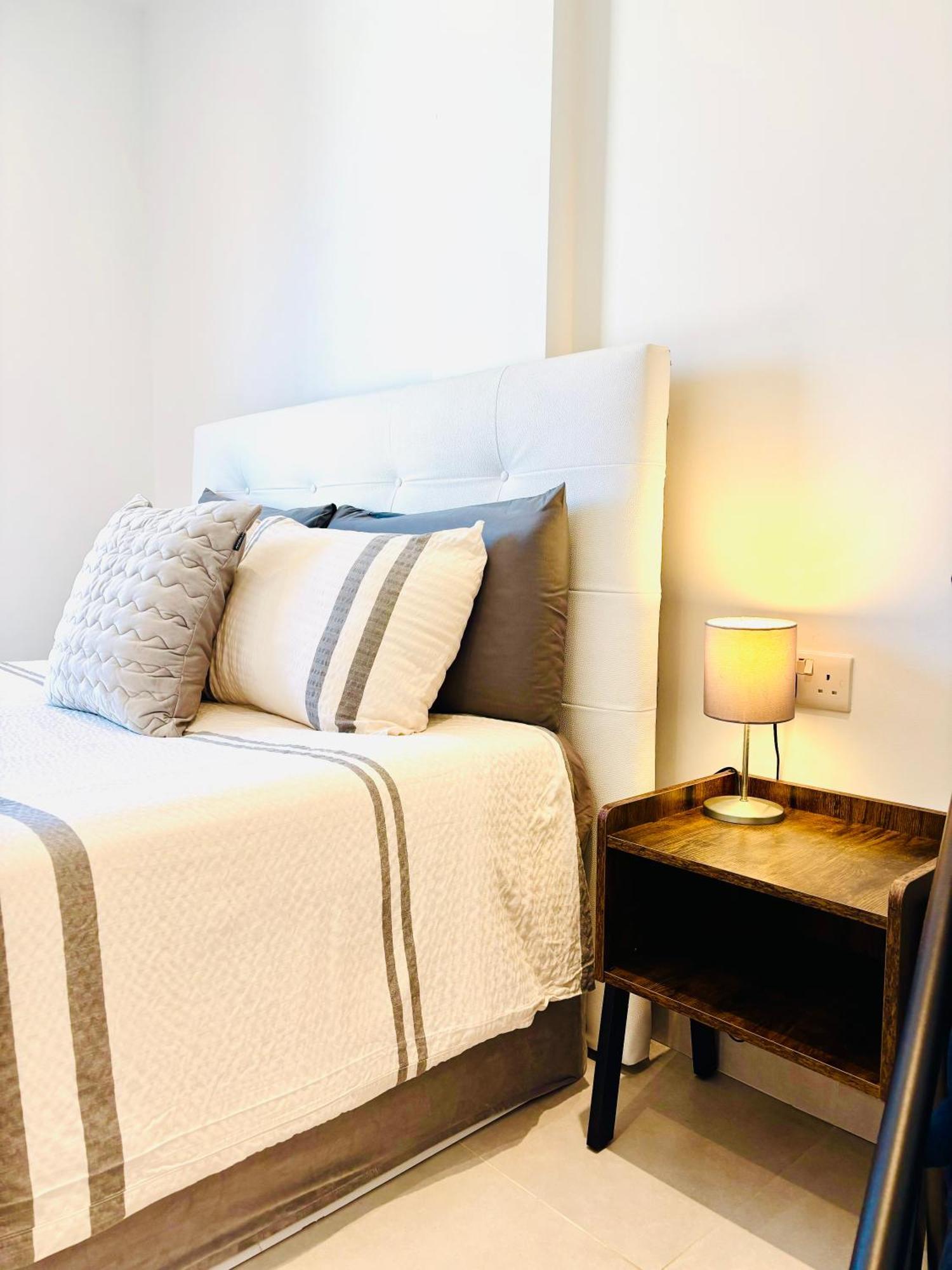 Gibraltar Central Suites Esterno foto